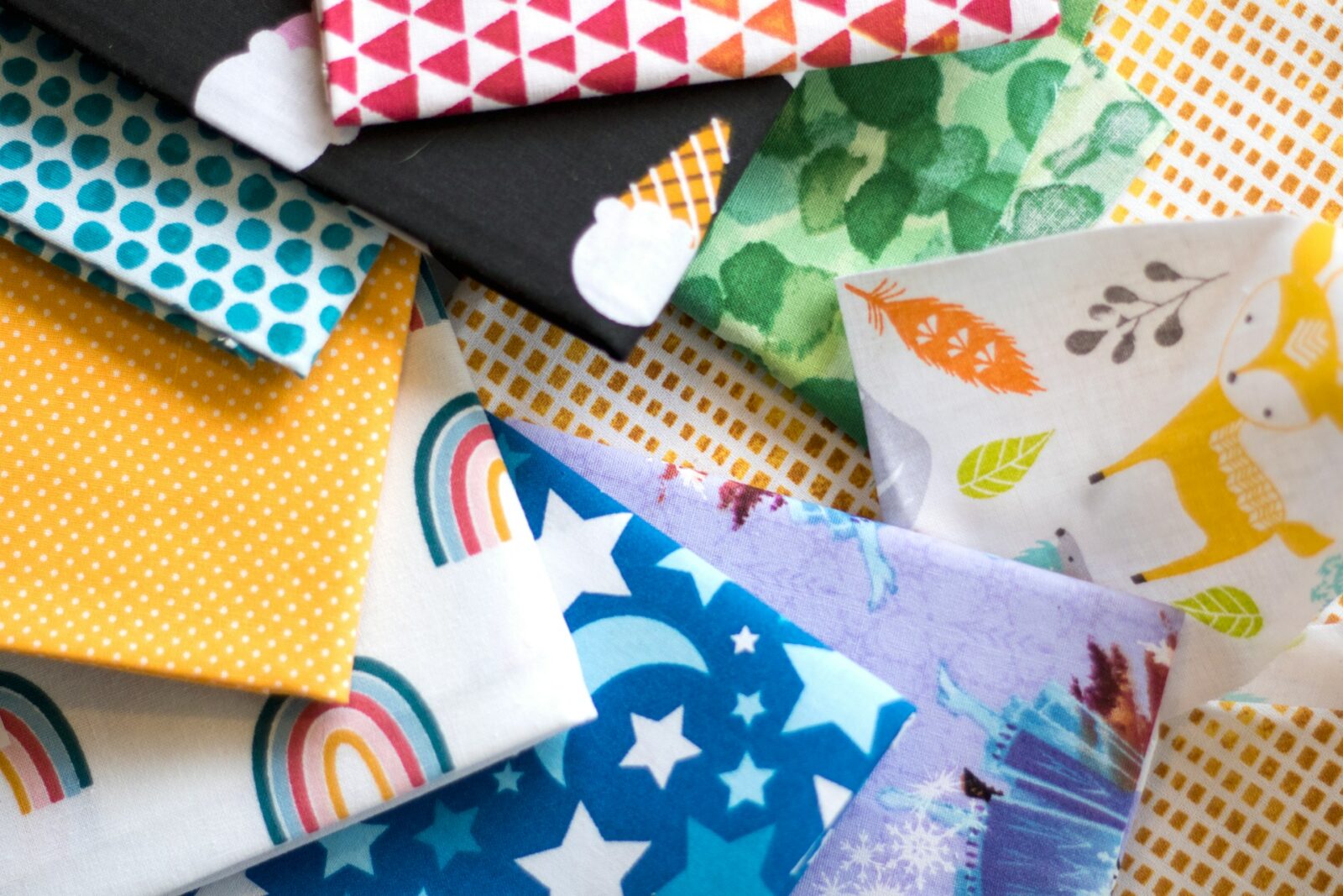 How to Transform Scrap Fabric Into Pretty Patchwork Coasters